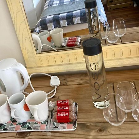 Newry Premium B&B Экстерьер фото