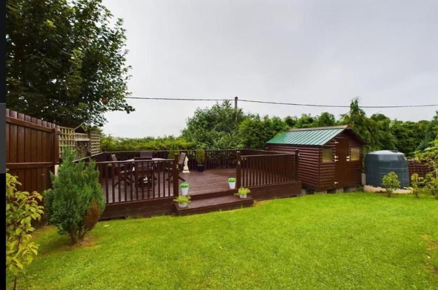 Newry Premium B&B Экстерьер фото