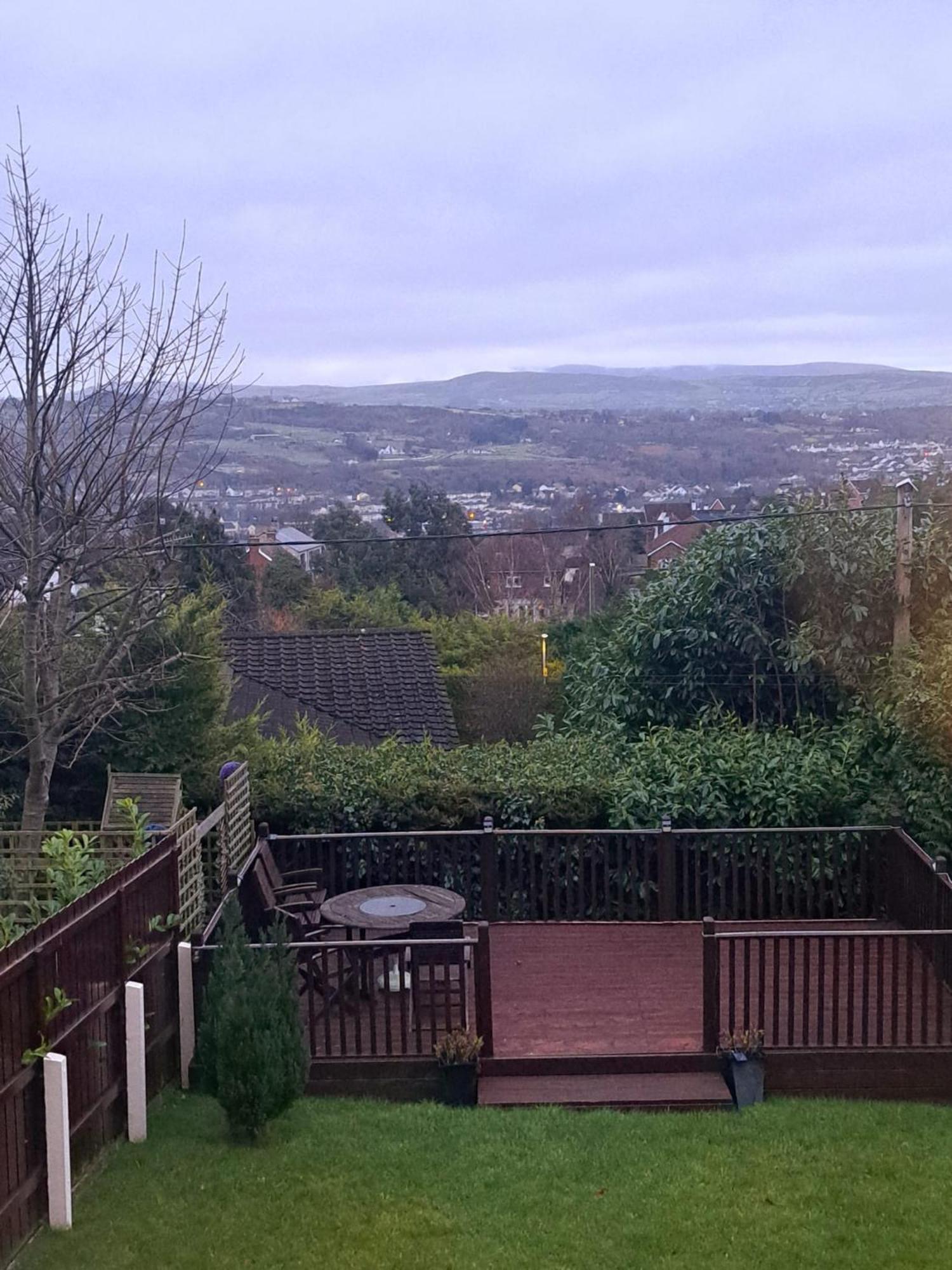 Newry Premium B&B Экстерьер фото